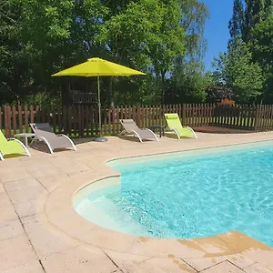 Le Grand Domaine Du Rocher Ferienhaus